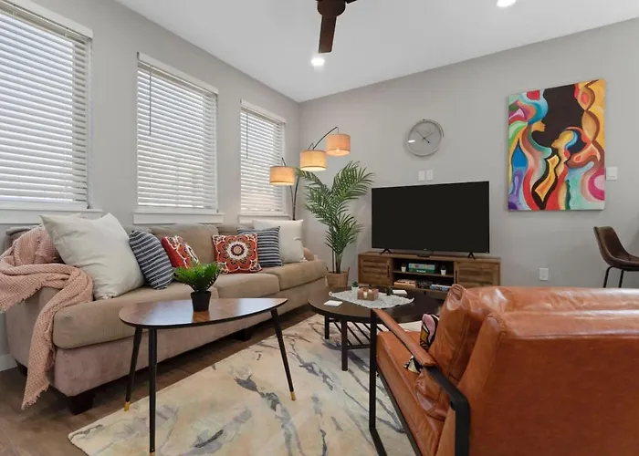 A La Mode 2bd Townhouse 7th St Walkable Fort Worth